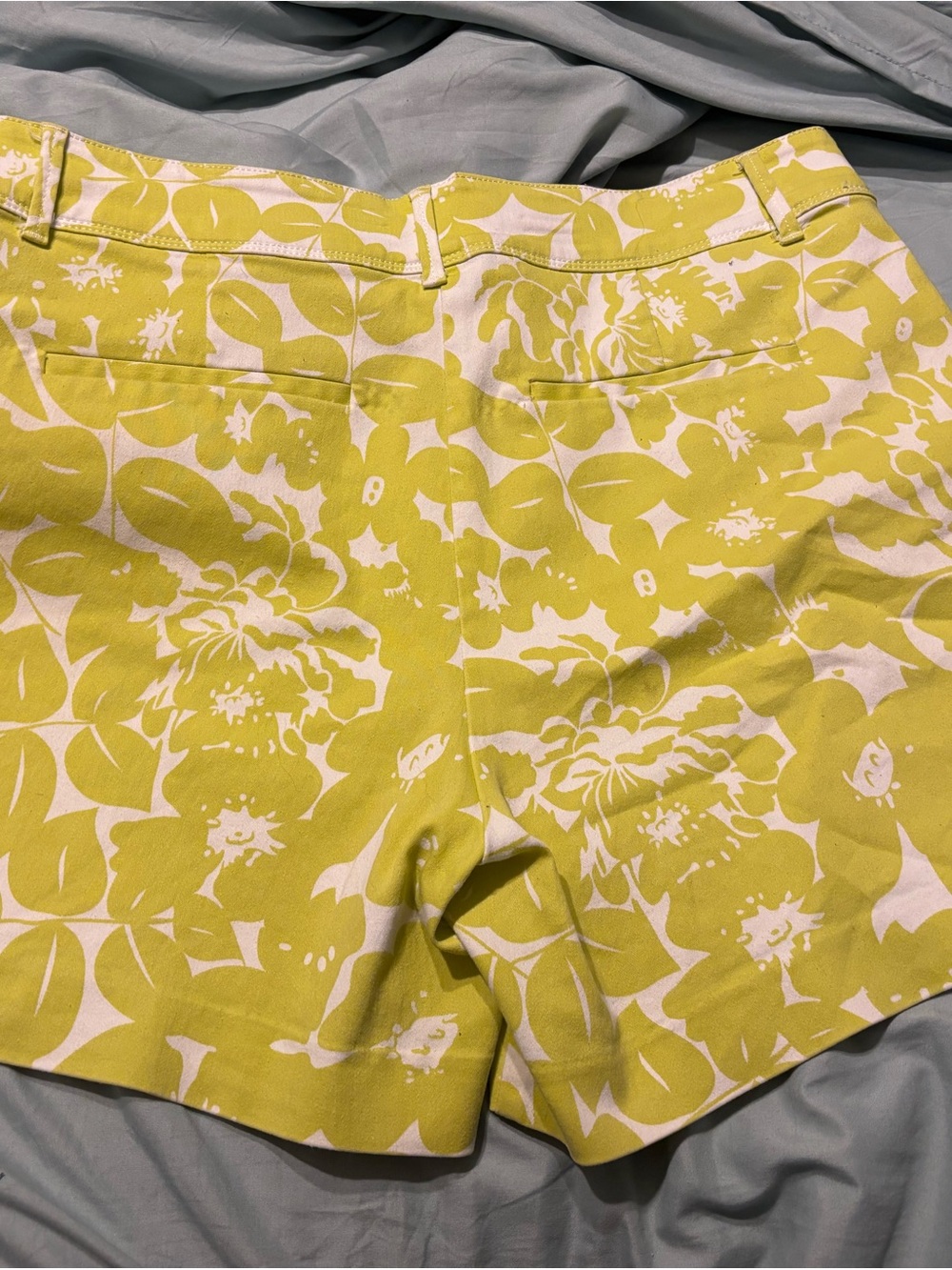 The Limited Lime Floral High-Rise Stretch Women’s Shorts 5.50” Inseam
